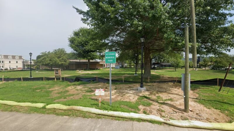 Veteran's Park Playground - Ravenswood, WV
