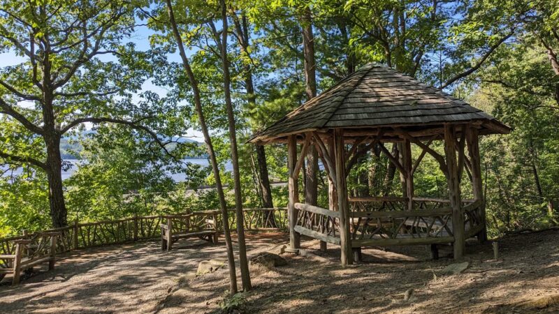 Poets' Walk Park - Red Hook, NY