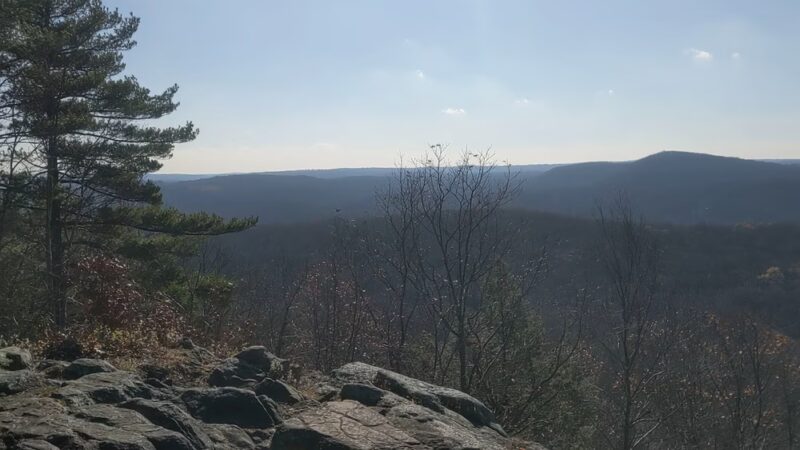 Pine Mountain Trail Head - Ridgefield, CT