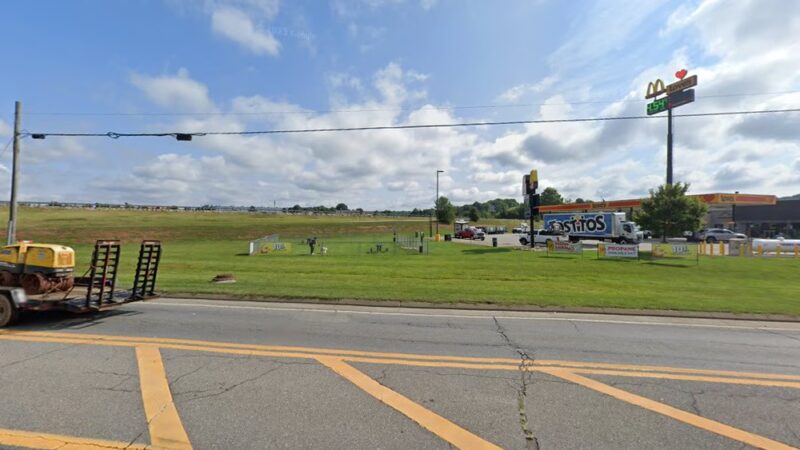 Dog Park at Love's Travel Stops - Ripley, WV