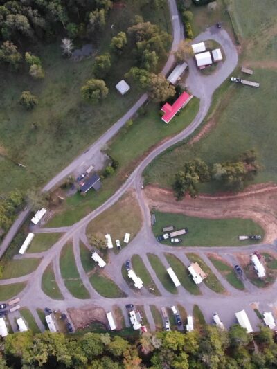 Black Dog Ranch OffRoad Resort - Rock, WV