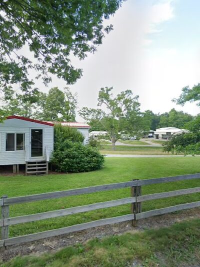 Black Dog Ranch OffRoad Resort - Rock, WV