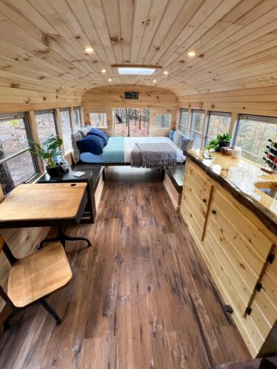 Barn Door Hostel and Campground - Rumney, NH