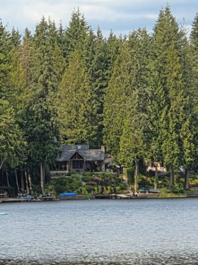 Beaver Lake Off-Leash Dog Park - Sammamish, WA