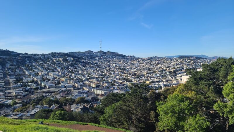 Bernal Heights Dog Play Area - San Francisco, CA