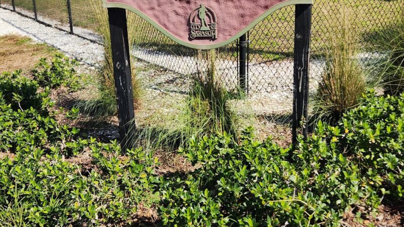 Canine Club Dog Park - Sarasota, FL