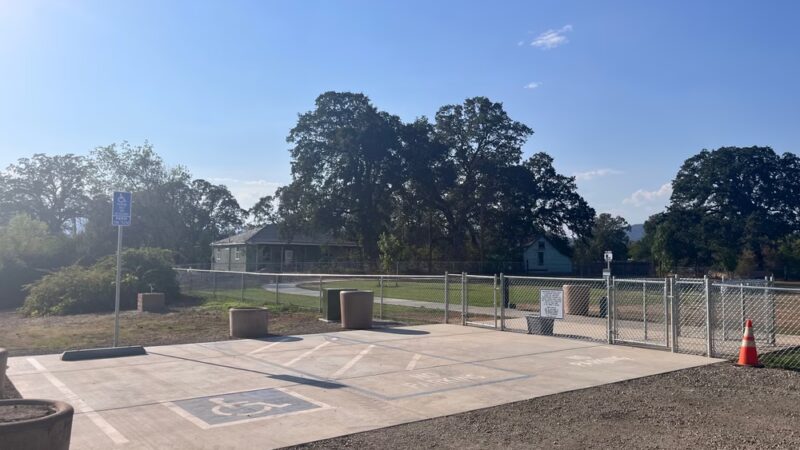 Shasta Lake Dog Park - Shasta Lake, CA