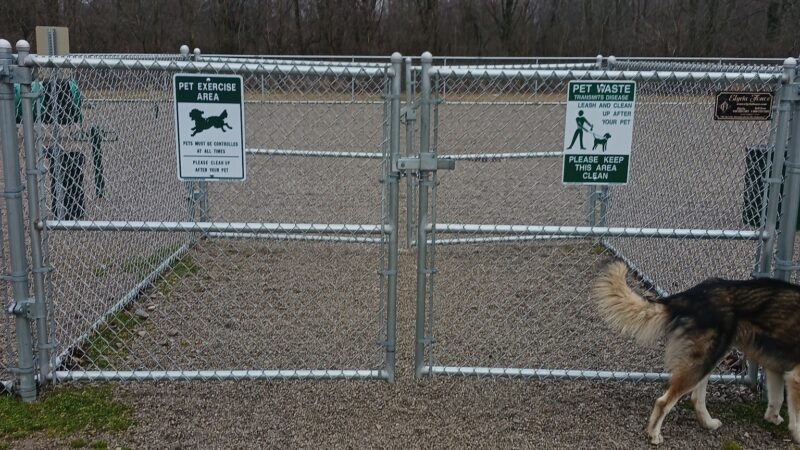 Sheffield Lake Dog Park Runner - Sheffield Lake, OH