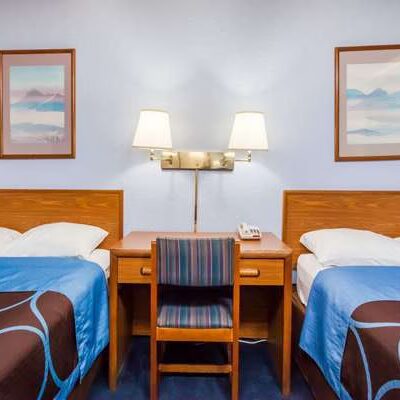 Super 8 by Wyndham Sidney NY - Sidney, NY