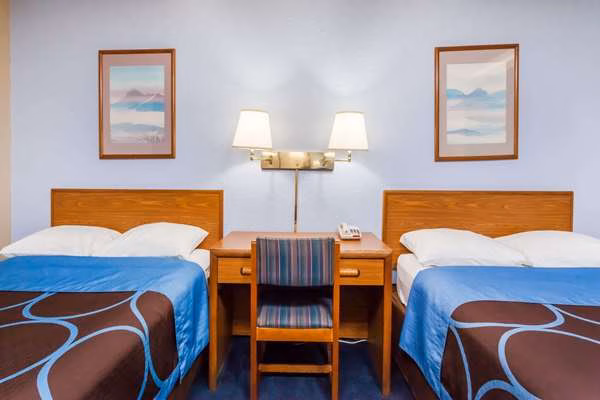 Super 8 by Wyndham Sidney NY - Sidney, NY