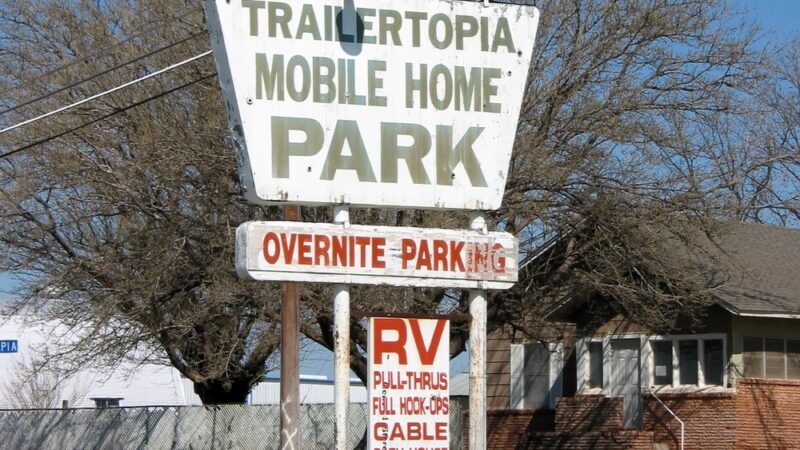Trailertopia RV Park - Snyder, TX