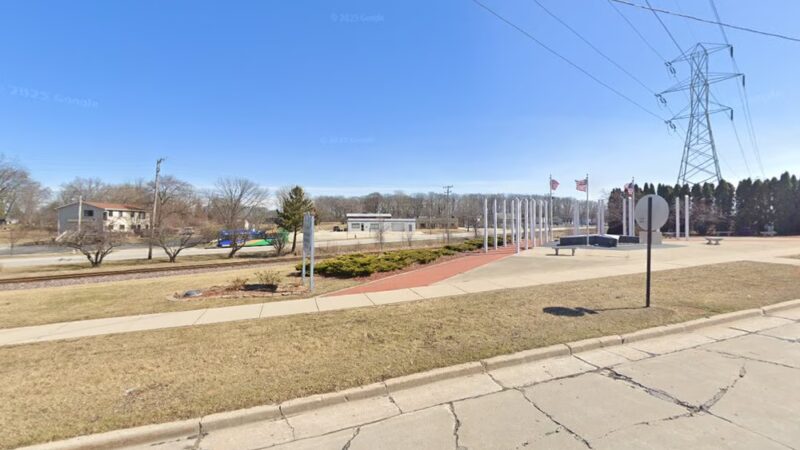 St. Francis Veterans Memorial Plaza - St Francis, WI
