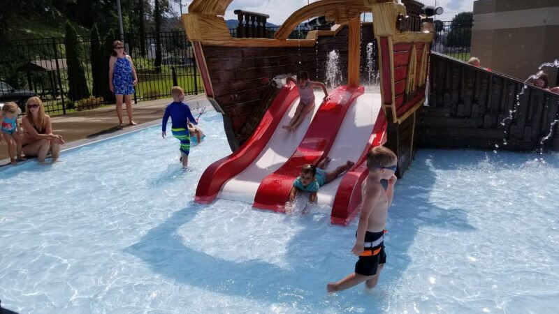 Pleasants County Aquatic Center - St Marys, WV