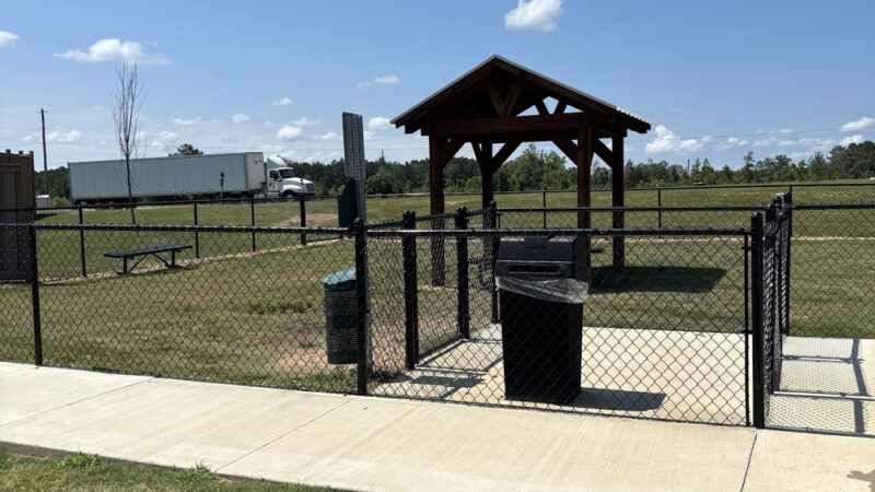 Dog Park at Love's Travel Stops - Steele, AL