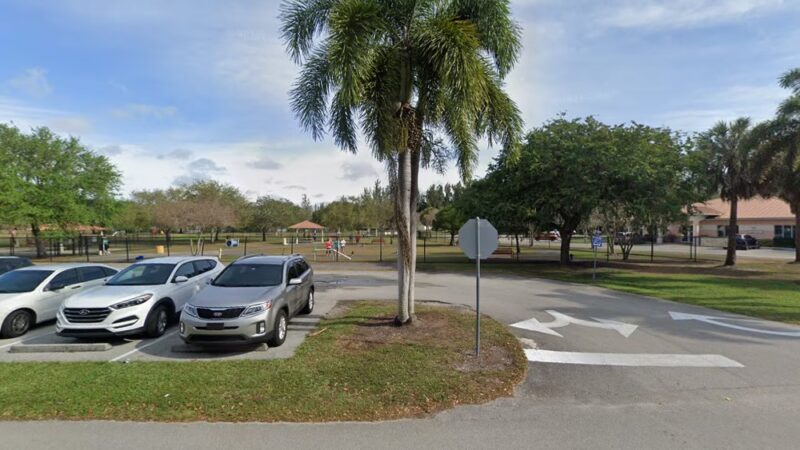 Small Dogs Area - Sunrise, FL