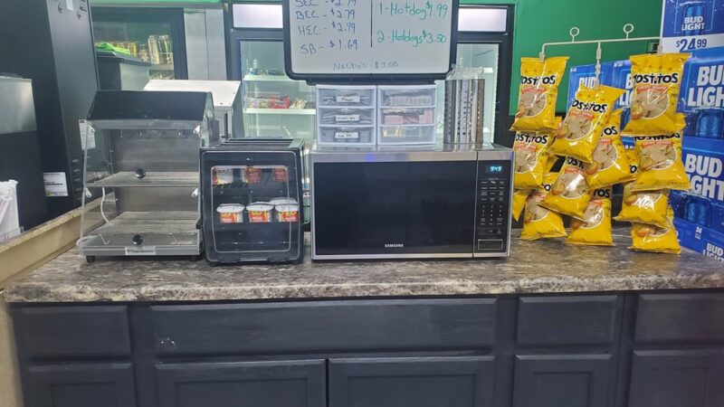 Lucky Dog / Corner Mart - Tazewell, VA