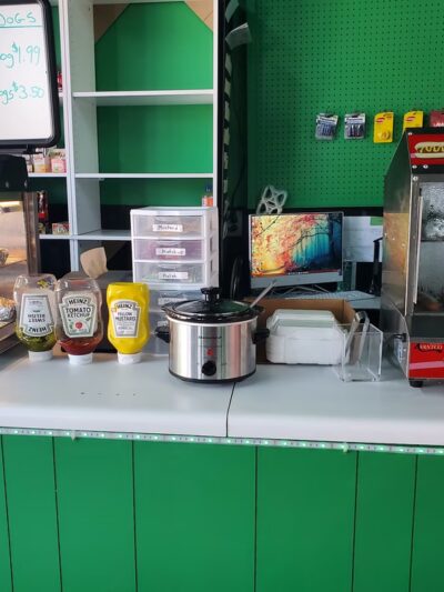 Lucky Dog / Corner Mart - Tazewell, VA