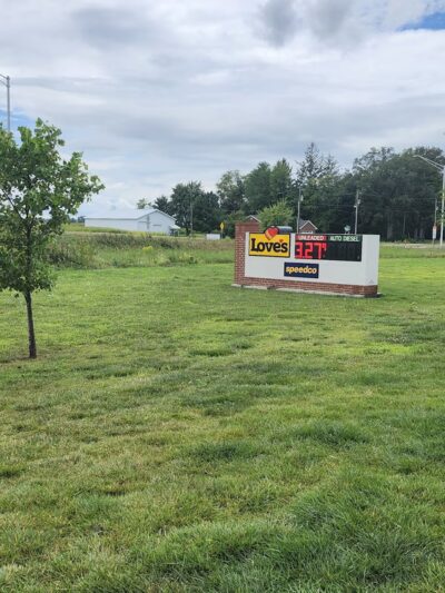 Dog Park at Love's Travel Stops - Tipton, IN