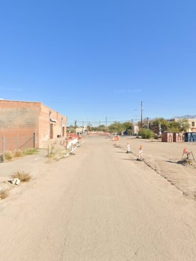 Wag N Walk Market - Tucson, AZ