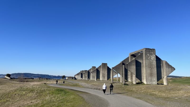Chambers Bay Loop Trail Head - University Place, WA