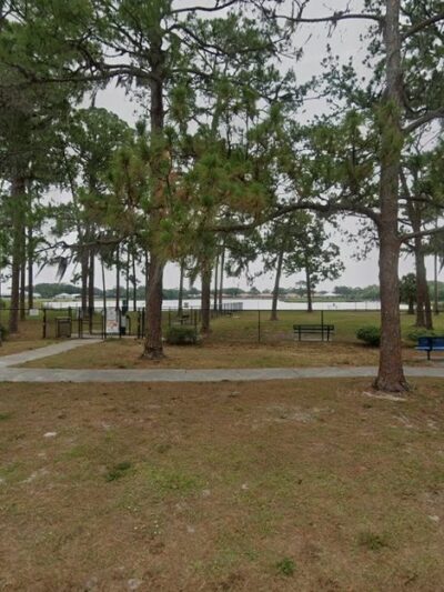 Sun 'N Lake Dog Park - US, FL