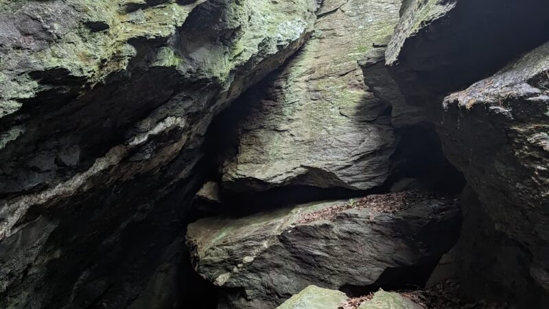Devil's Den Trailhead - US, VA