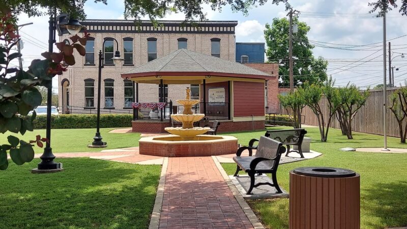 Dorothy Fielder Park - Van Alstyne, TX