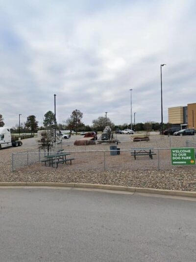 Dog Park at Love's Travel Stops - Van, TX
