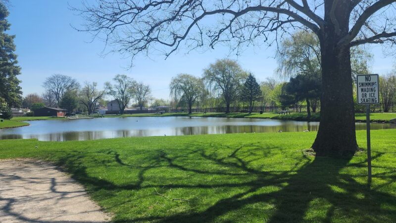 North Terrace Park - Villa Park, IL