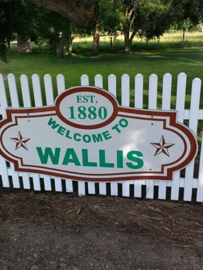 Wallis Memorial Nature Park - Wallis, TX