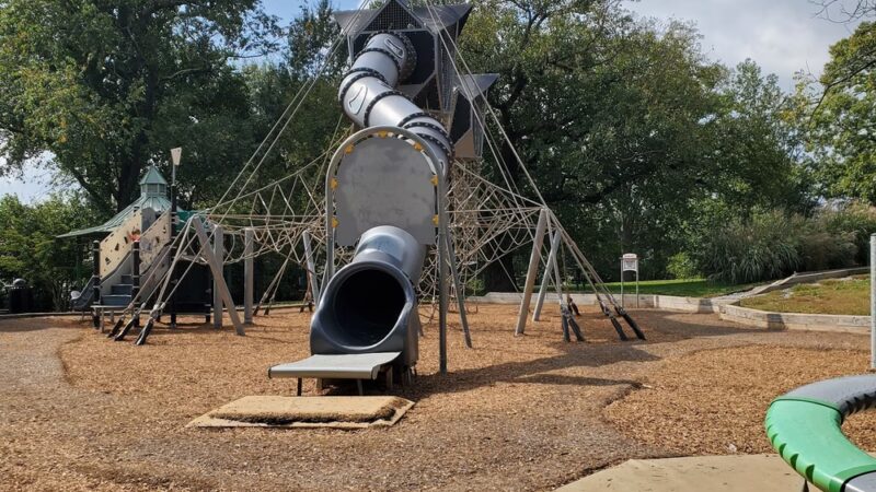 Lafayette-Pointer Park and Recreation Center - Washington,