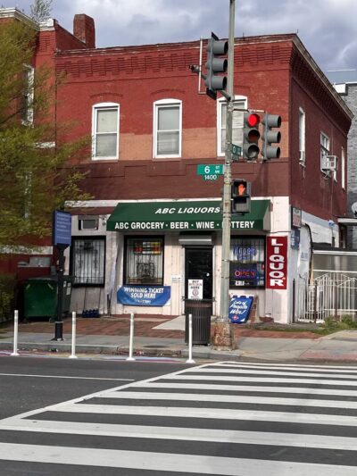 Mimi's Liquor and Grocery - Washington,