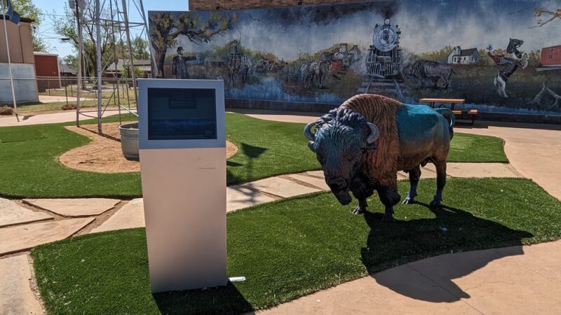 "Pioneer" Memorial Park - Waukomis, OK