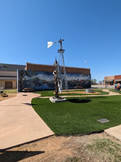 "Pioneer" Memorial Park - Waukomis, OK