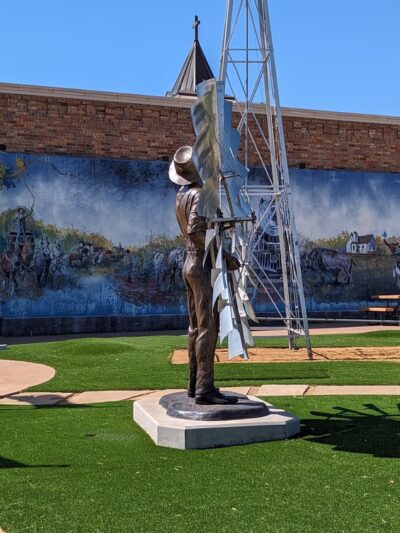 "Pioneer" Memorial Park - Waukomis, OK
