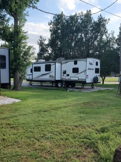 Split Rail RV Park - Waukomis, OK