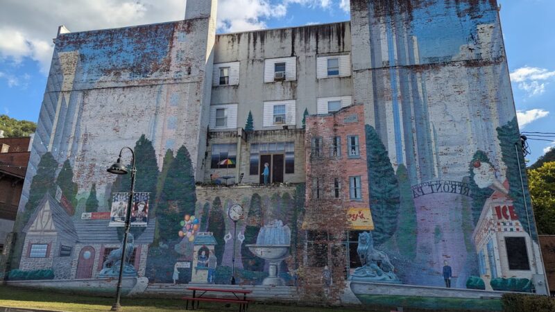 Martha H. Moore Riverfront Park - Welch, WV