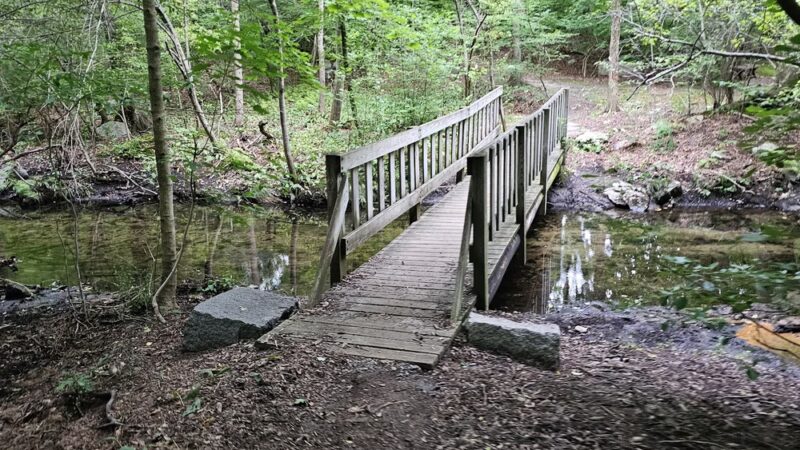 Kelly Memorial Park - Wellesley, MA