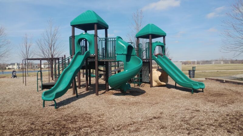 Cornerstone Lakes Park - West Chicago, IL