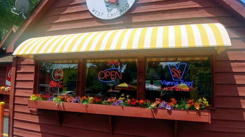 Happy Dog West Chicago - West Chicago, IL