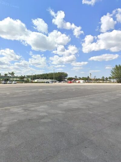 PARK.PLAY.FLY. at Palm Beach Kennel Club - West Palm Beach, FL