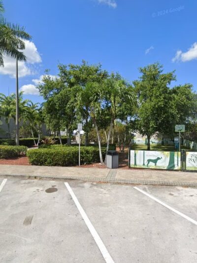 West Palm Beach Service Plaza Dog Park - West Palm Beach, FL