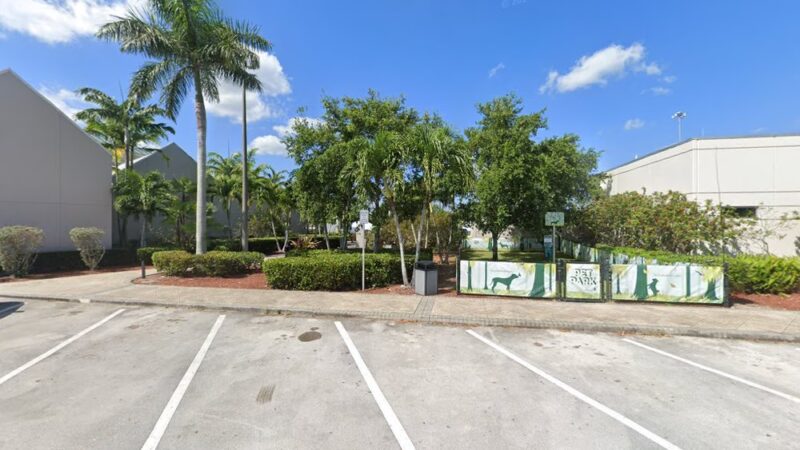 West Palm Beach Service Plaza Dog Park - West Palm Beach, FL