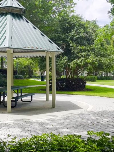 Country isles park - Weston, FL