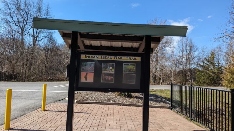 Indian Head Trailhead Parking - White Plains, MD