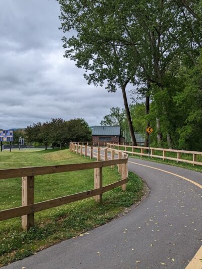 Mohican Trail Multi-Use Path: Eastern Trailhead - Williamstown, MA