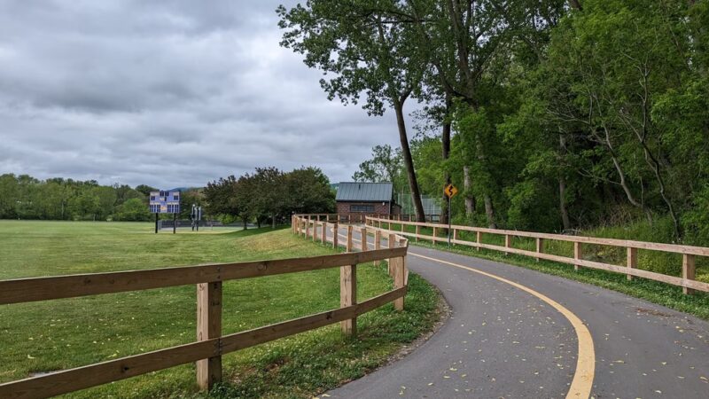 Mohican Trail Multi-Use Path: Eastern Trailhead - Williamstown, MA