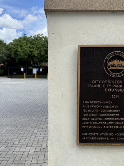 Dog Park - Wilton Manors, FL