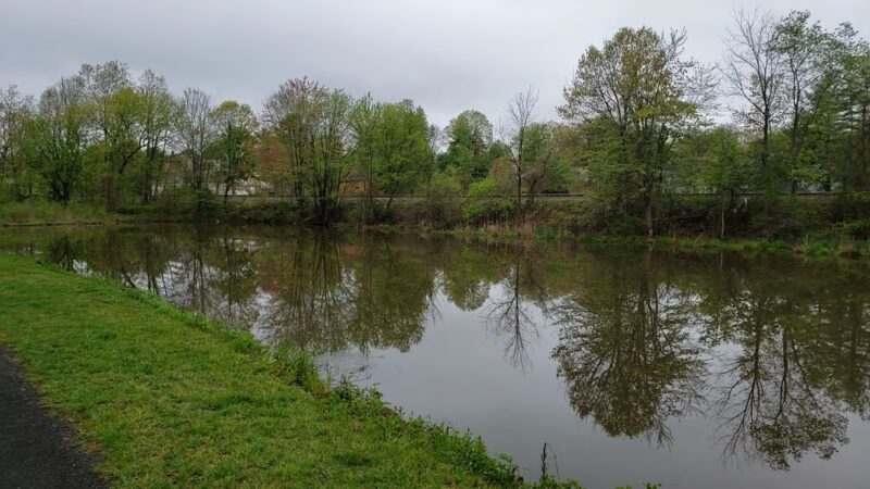 Parking for Canal Path - Windsor Locks, CT