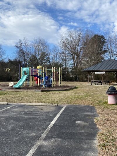 Robinson Park - Windsor, VA